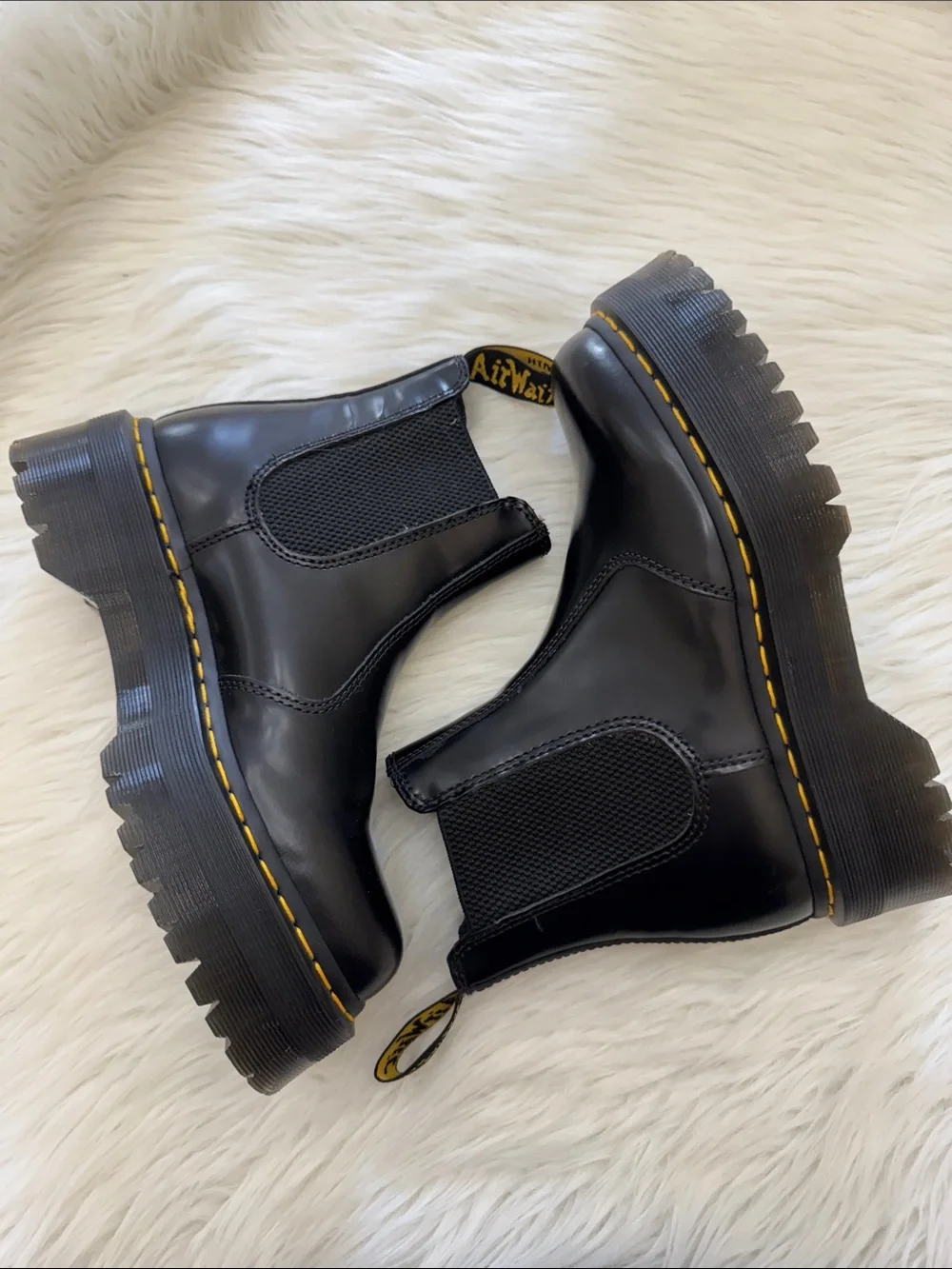 Dr Martens 2976 Quad Smooth Leather Black Platform Chelsea Boot Size USL 8/USM 7